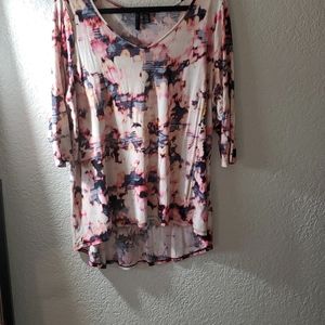 Cynthia Rowley 3/4 sleeve top high low style